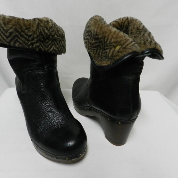 UGG Lynnea Leather Shearling lined fold-over mid calf clog boots black Size 10 - Picture 1 of 13